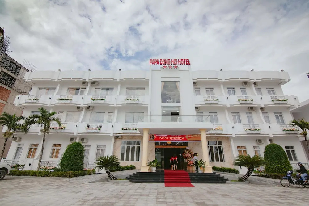 Papa Dong Hoi Hotel