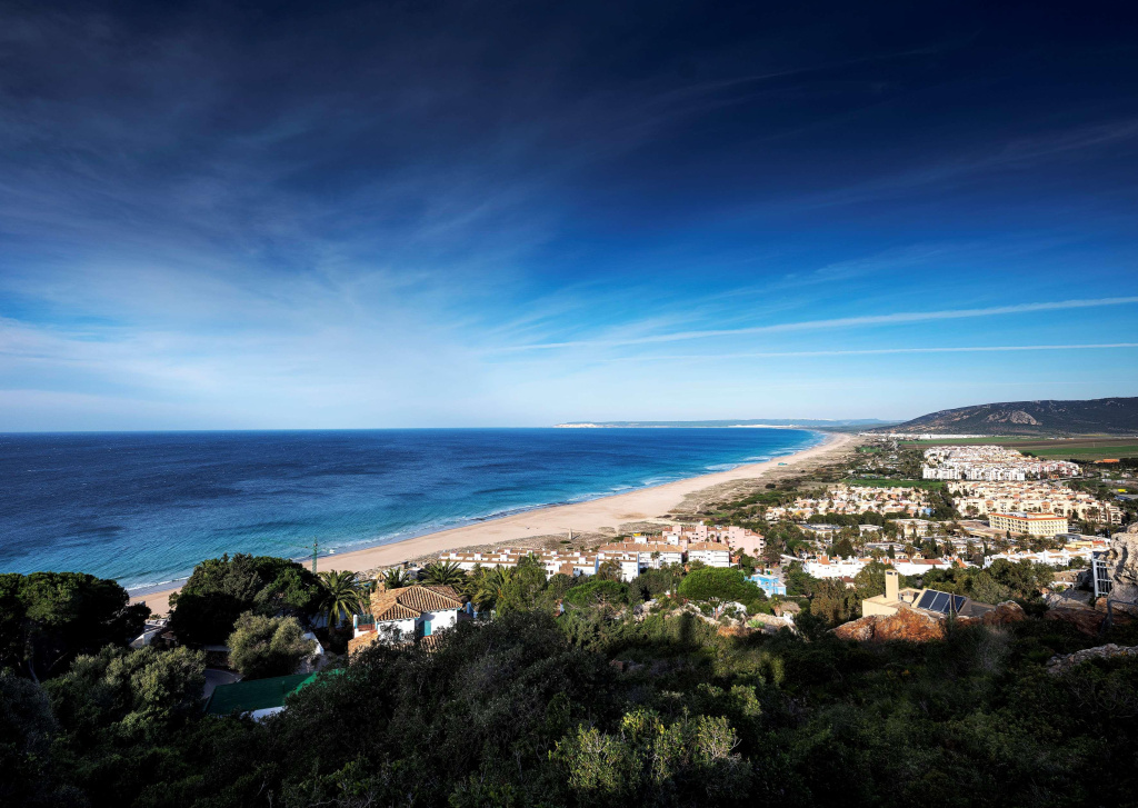 Beach & Waterfront