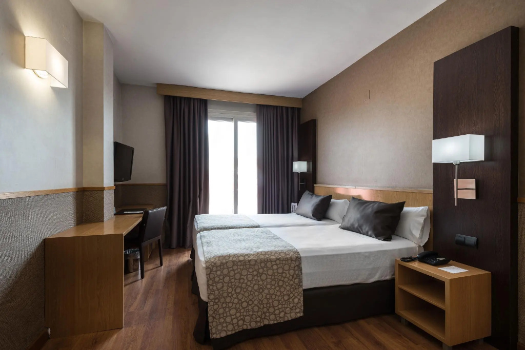 Catalonia Sagrada Familia Hotel - Chambres