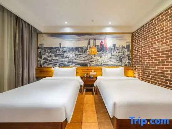 Standard Double room (twin beds)