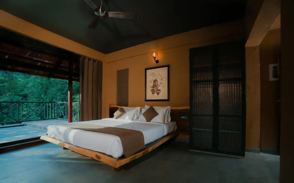 Silent Creek Resort - Général