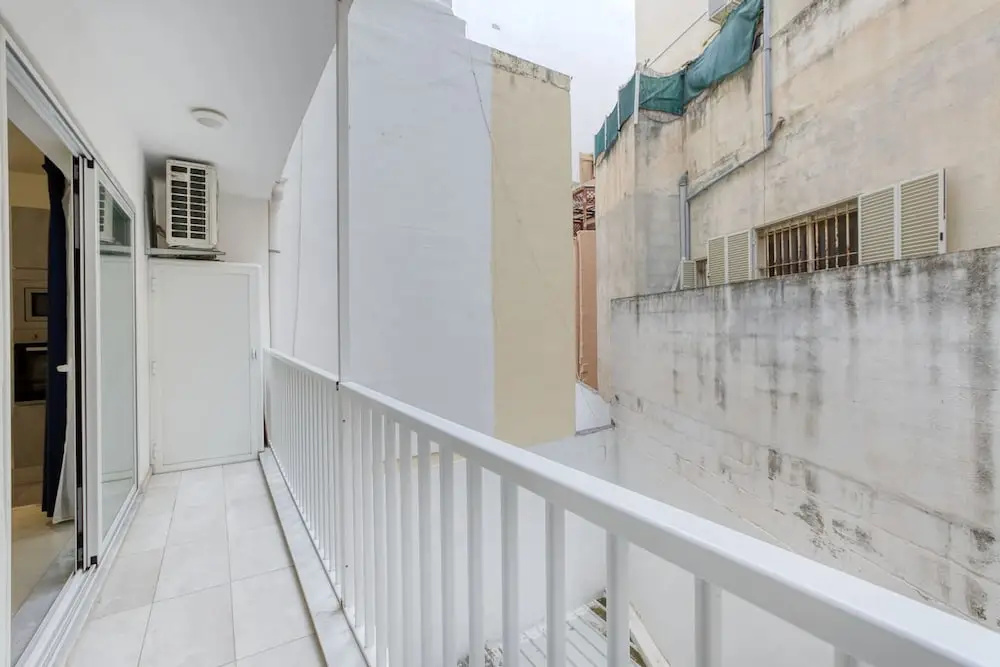 Central Msida Modern Bright Comfortable