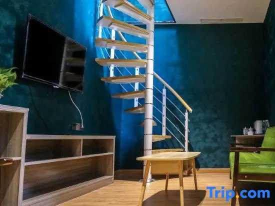 Balcony & Terrace