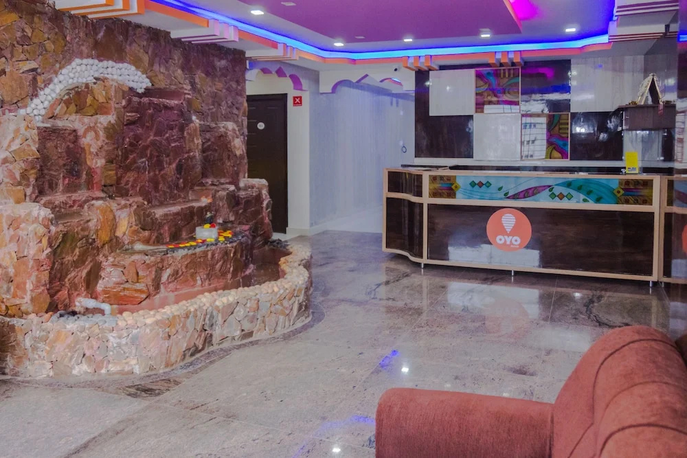 Sri Sai Suites by OYO Rooms - Général