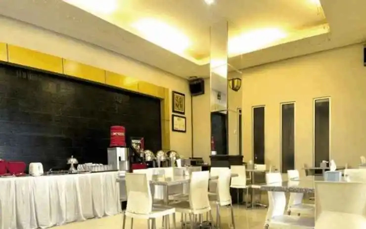 Food & Beverage
