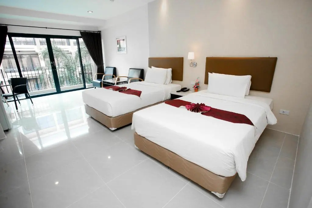 Deluxe Double room (twin beds)