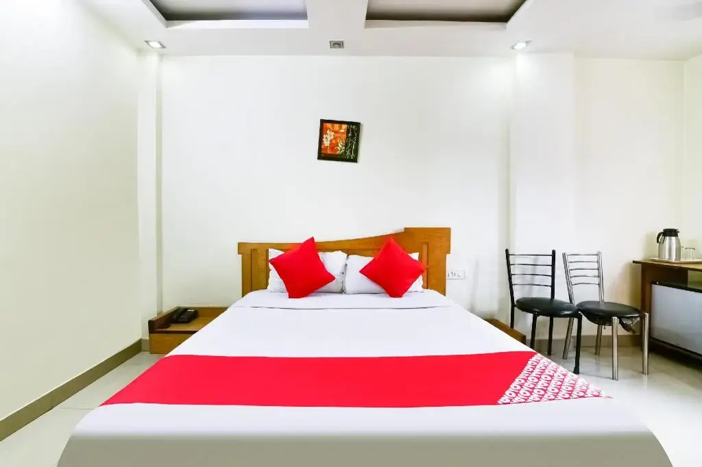 Capital O Hotel All Seasons