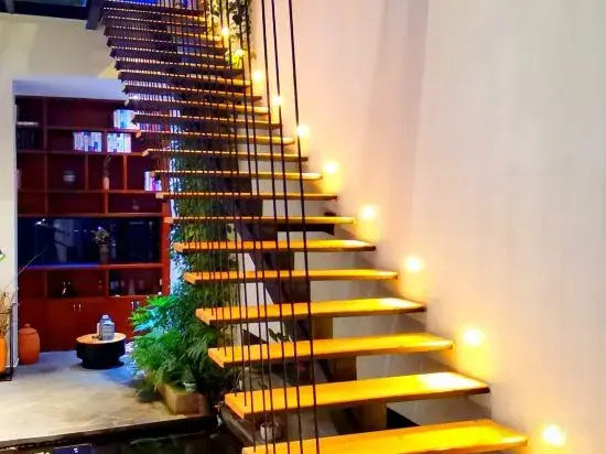 Tengchong Yishan Banshe Hot Spring Landscape Inn