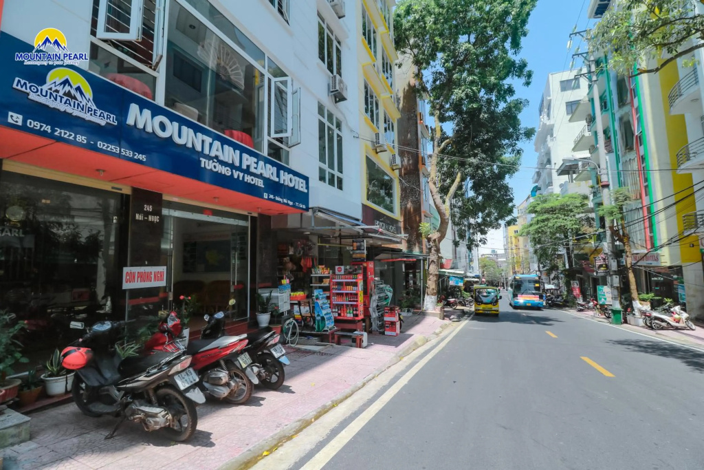 Cat Ba Family Hotel