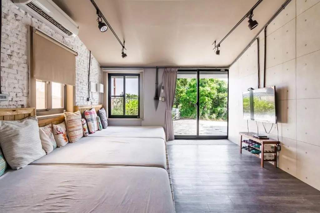 2 Bedrooms Cottage