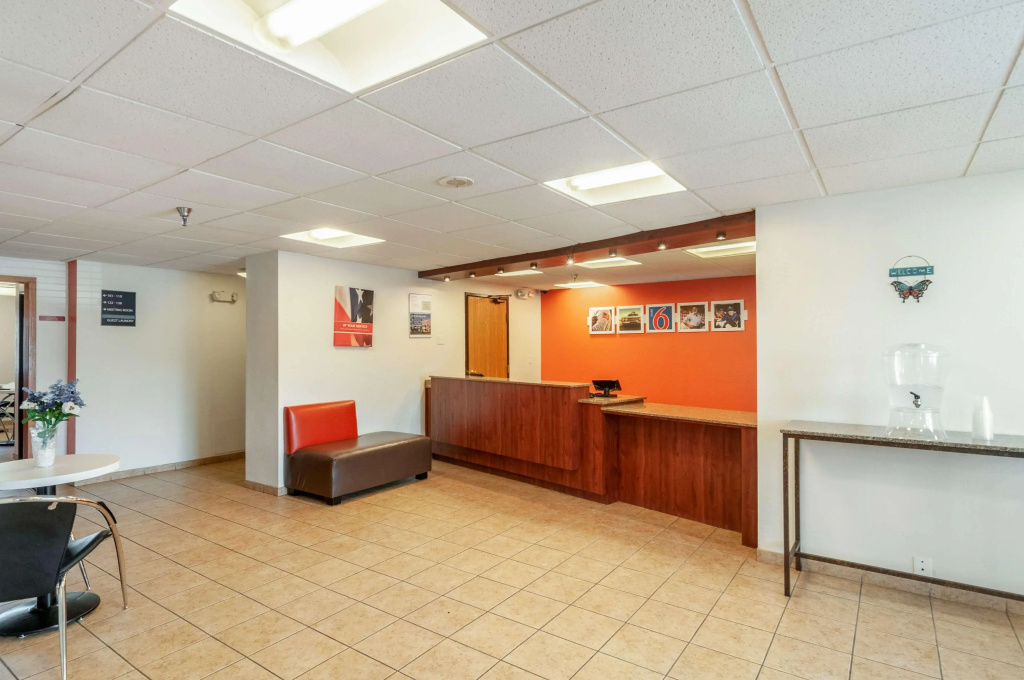 Motel 6 Naperville, IL - фото 18