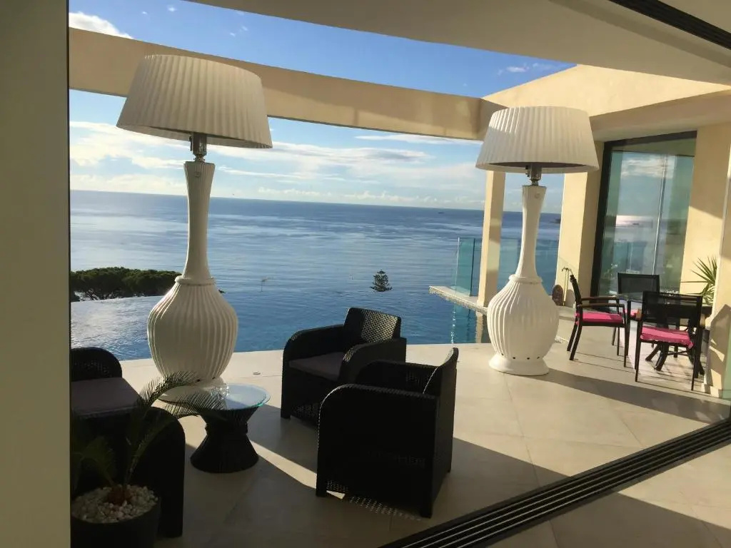 Deluxe Villa