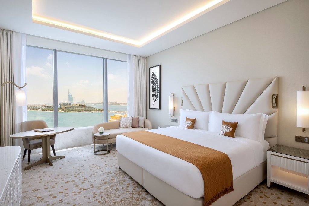 Dubai Palm Hotel
