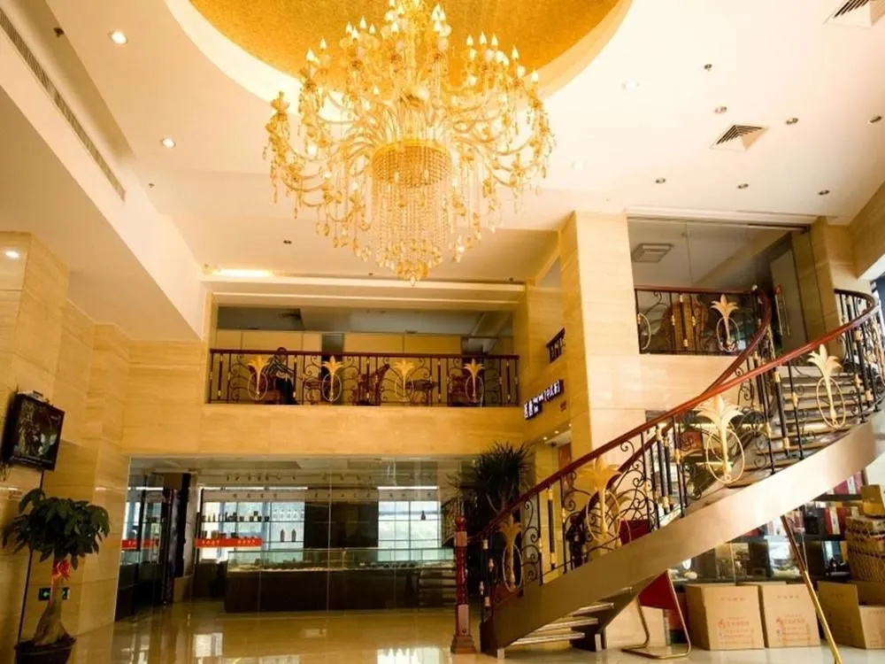 Lobby & Reception