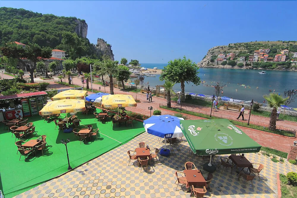 Beach & Waterfront