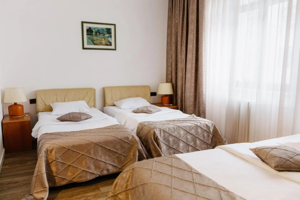 Hotel N — 5