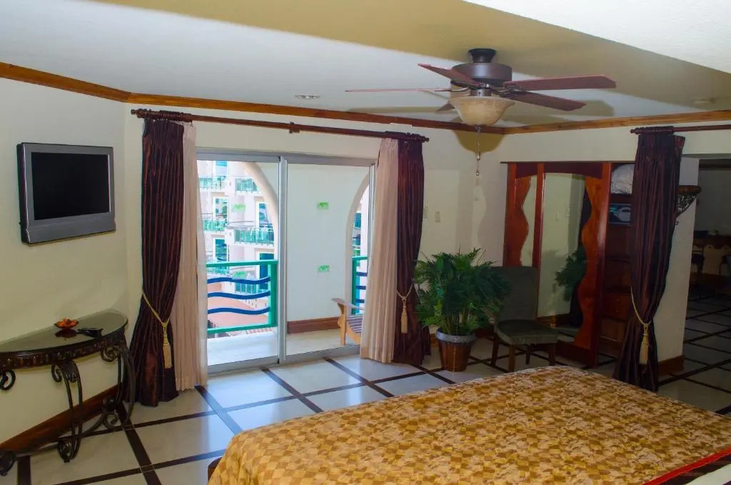 Deluxe Junior Suite