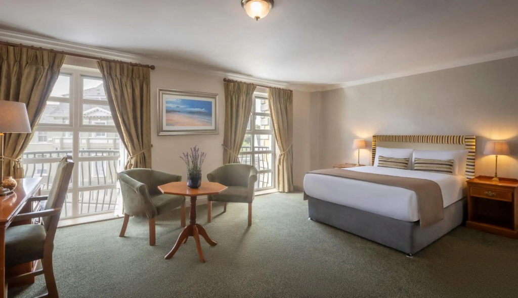 Bracken Court Hotel - Général