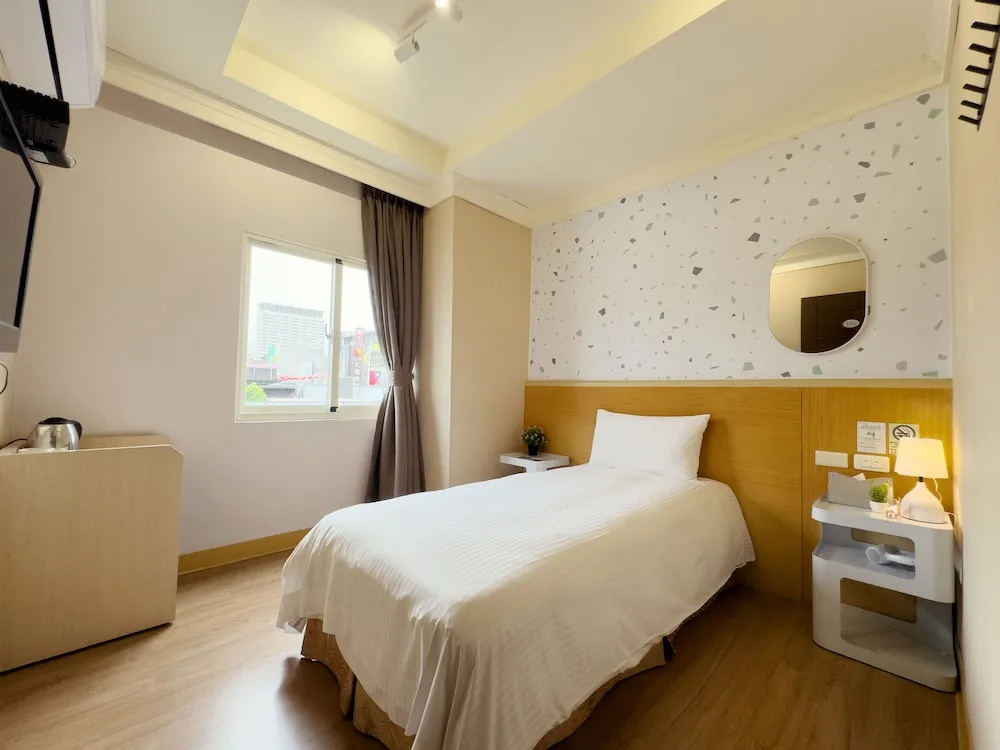 Standard Single room (single bed)