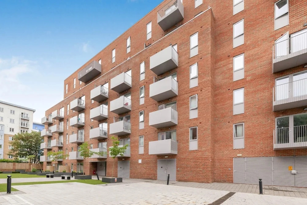 Seven Stays Residences Slough - Luxury Apartments
