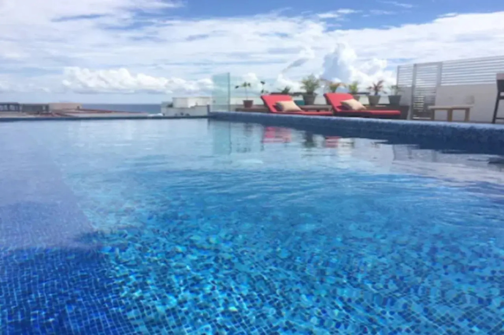 Ocean Plaza 14 by Praia