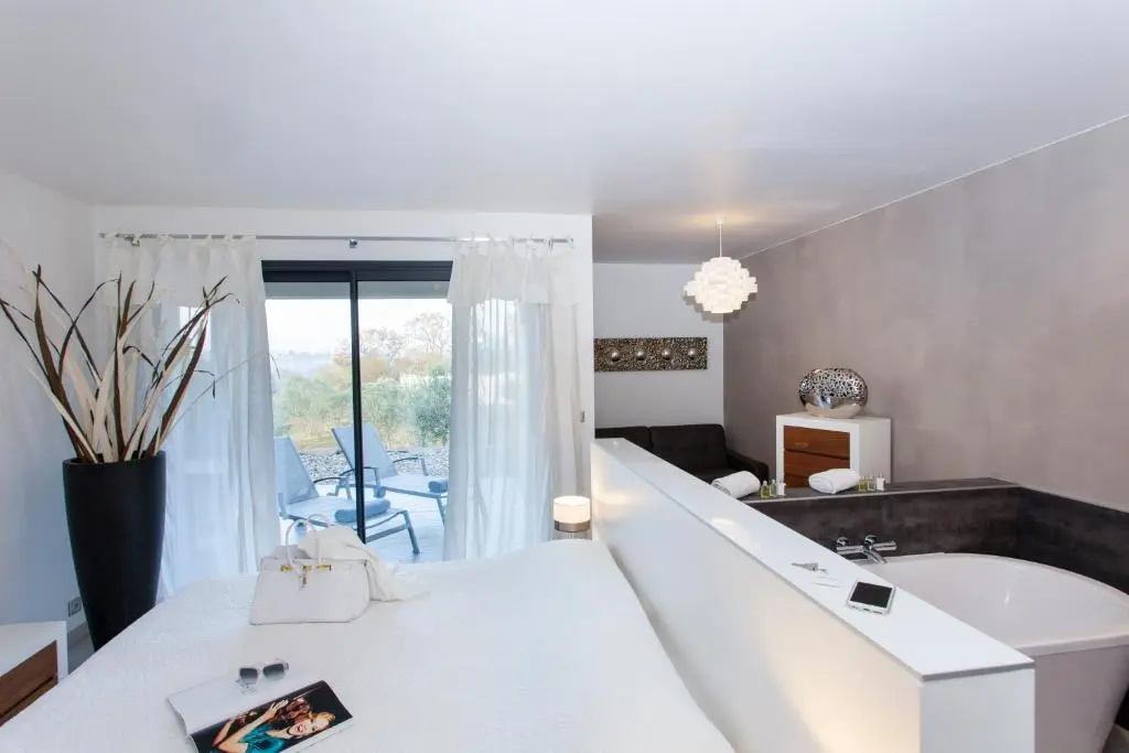 Prestige room