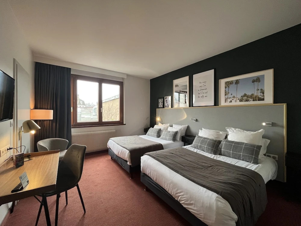 Classic Quadruple room