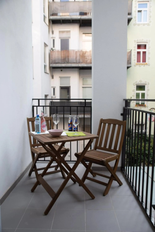 AM-Residence No 8