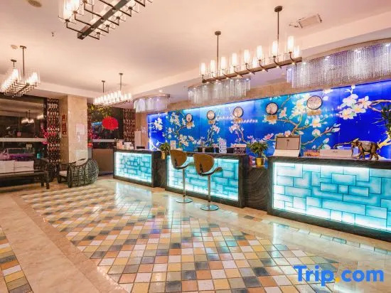 Food & Beverage