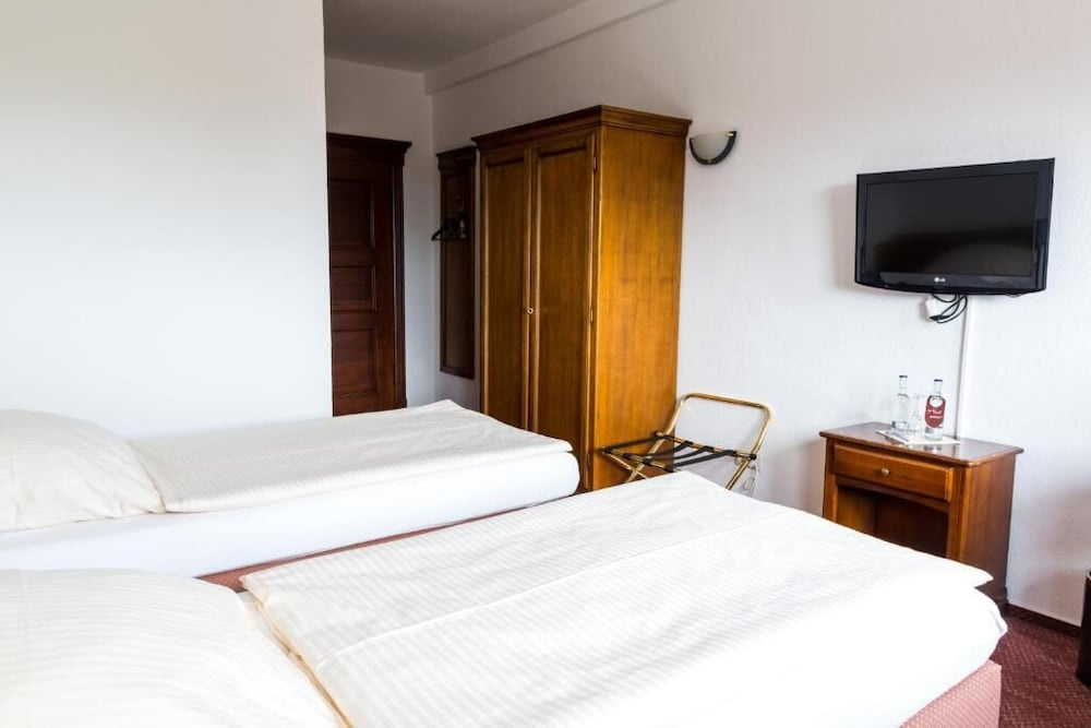 Standard Double room (twin beds)
