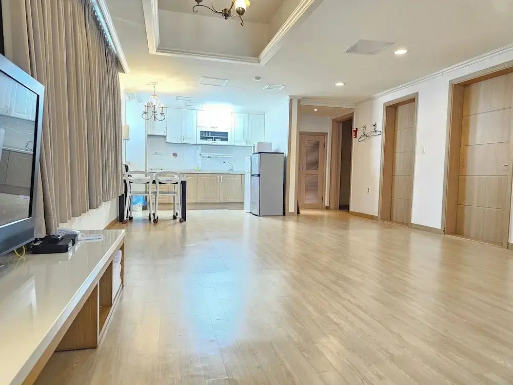 Deluxe Family room