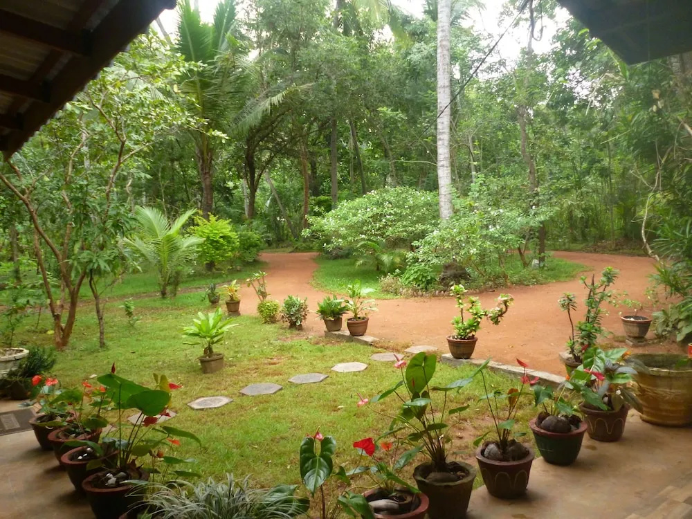 Sigiri Lodge