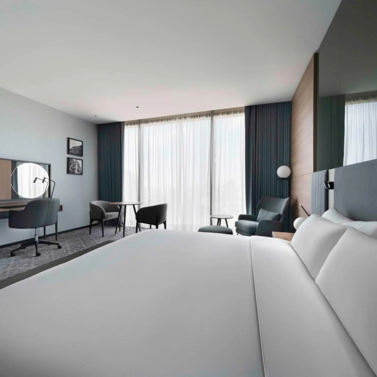 Отель Radisson Blu Hotel, Riyadh Al Sahafa в Эр-Рияде