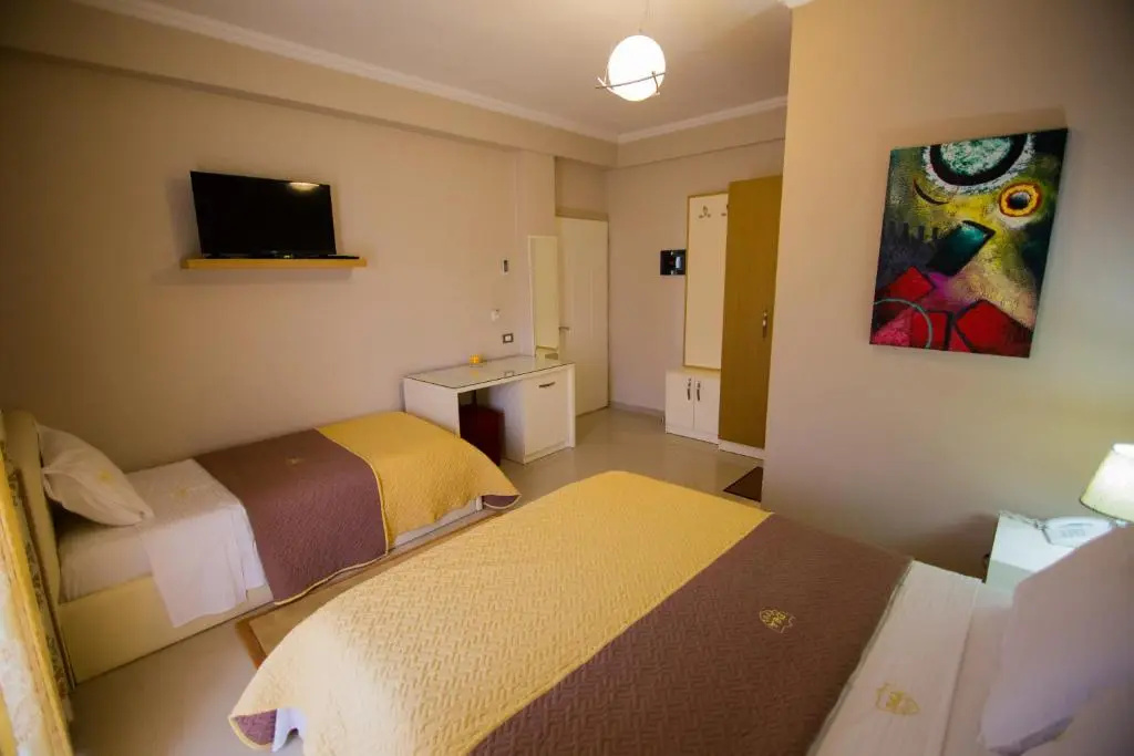 Comfort room