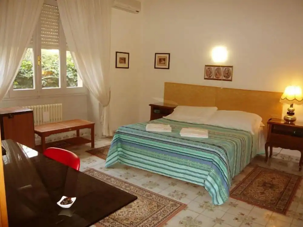 Double Junior Suite full double bed