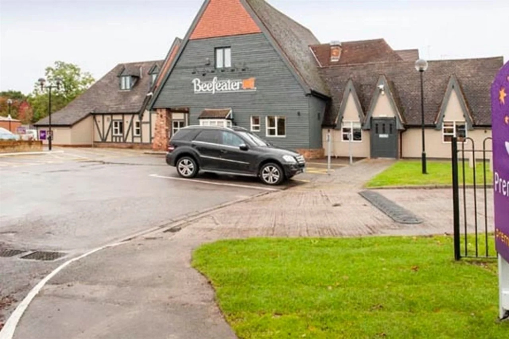 Premier Inn Solihull (Hockley Heath, M42) - фото 11