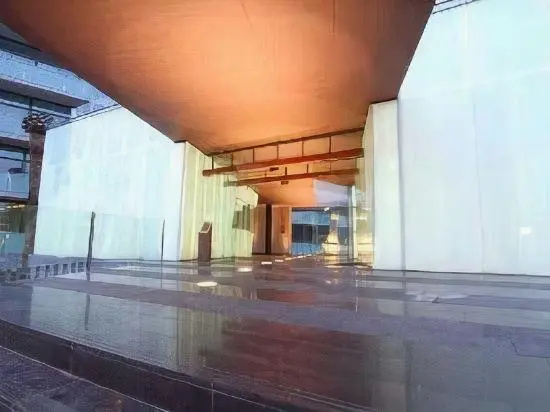 Apolo Suites Rentalmar