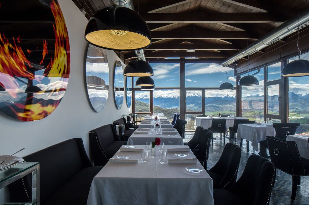 Puebloastur Eco-Resort Wellness & Spa picture