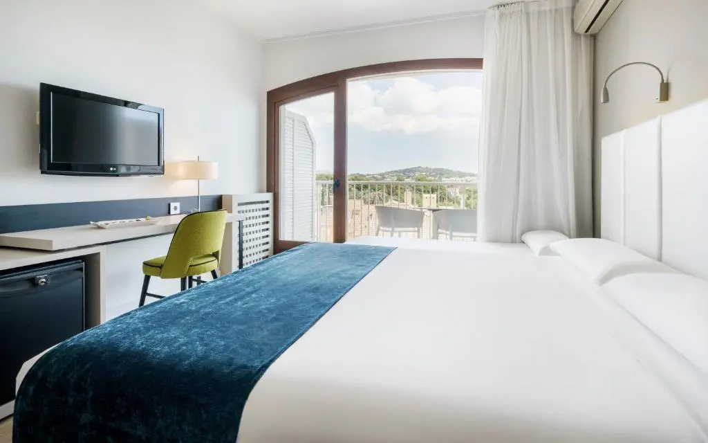 Hotel ILUNION Caleta Park - Chambres