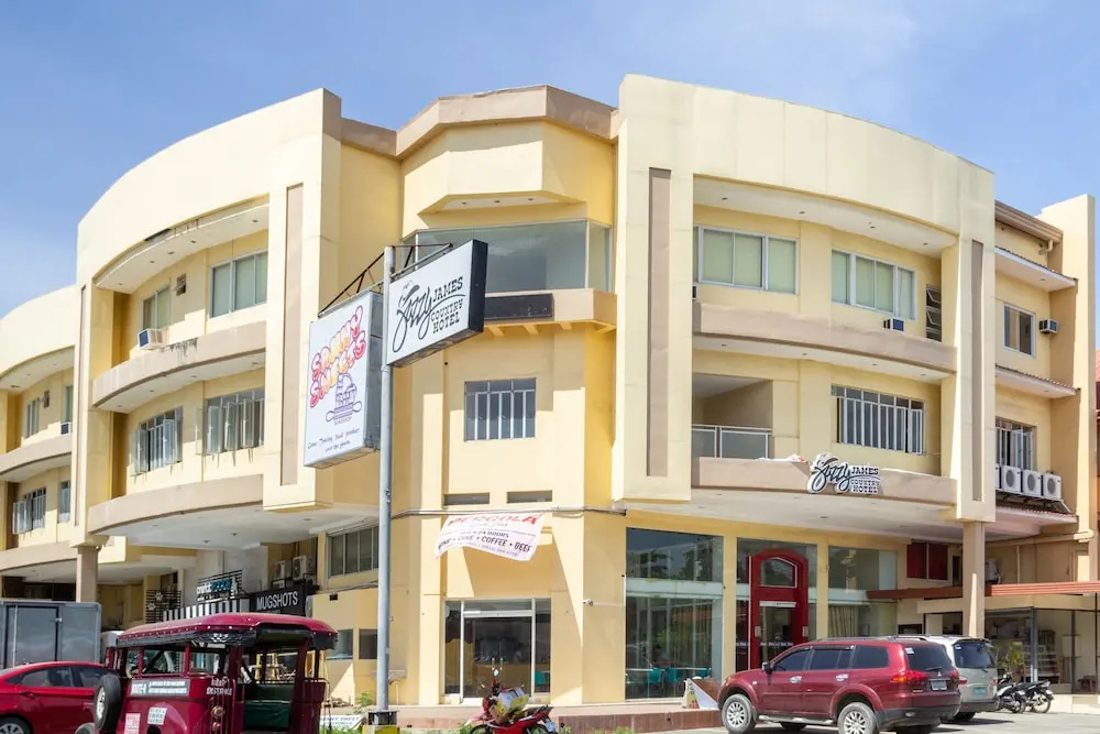 James Country Hotel 2 By OYO Rooms