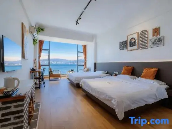 Deluxe Double room with sea view (twin beds)