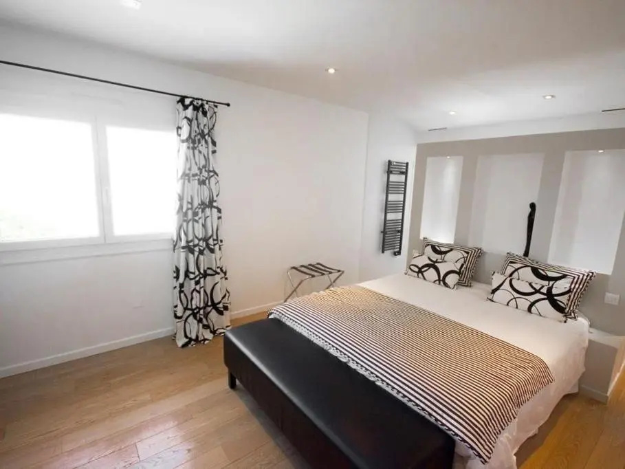 1 Bedroom Suite