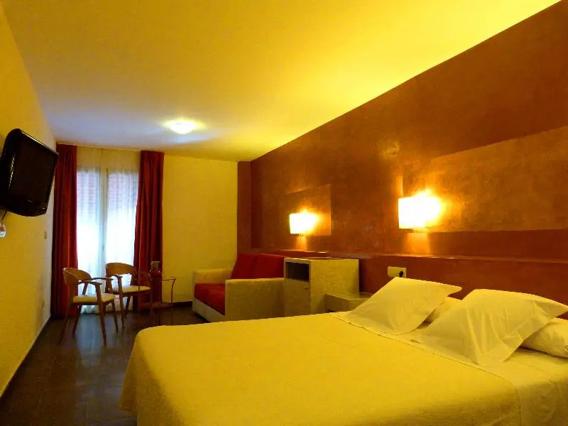 Standard room with balcony