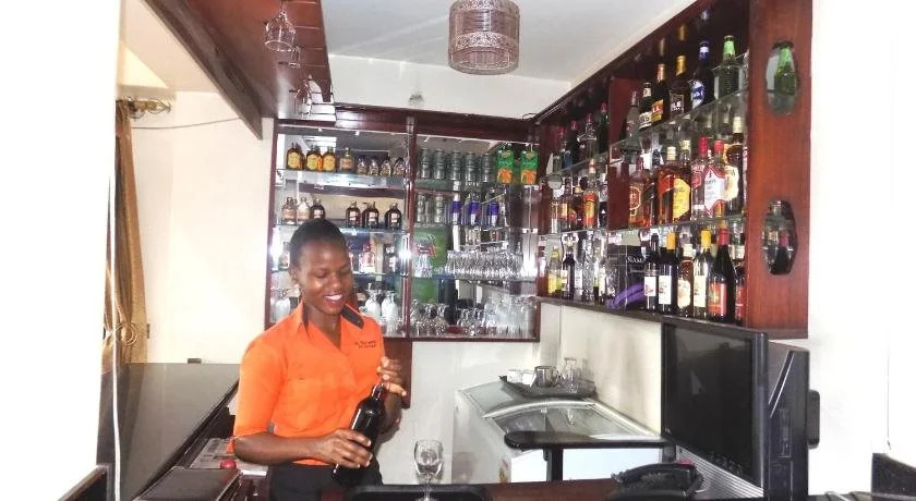 KK Trust Hotel - Général
