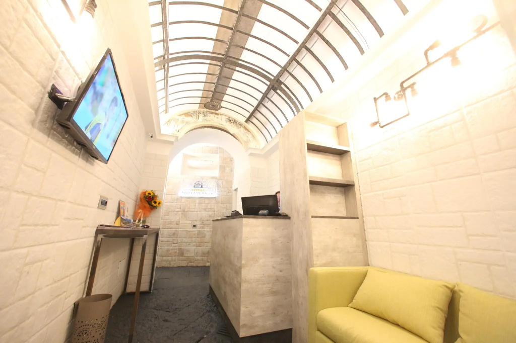Comfort room