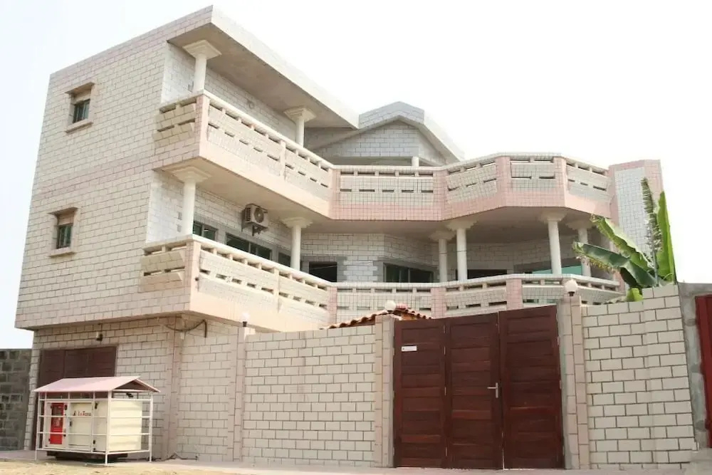 Amazing Grace Hotel