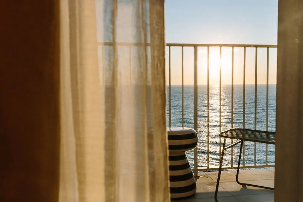 Superior Double room with balcony and with sea view (full double bed)