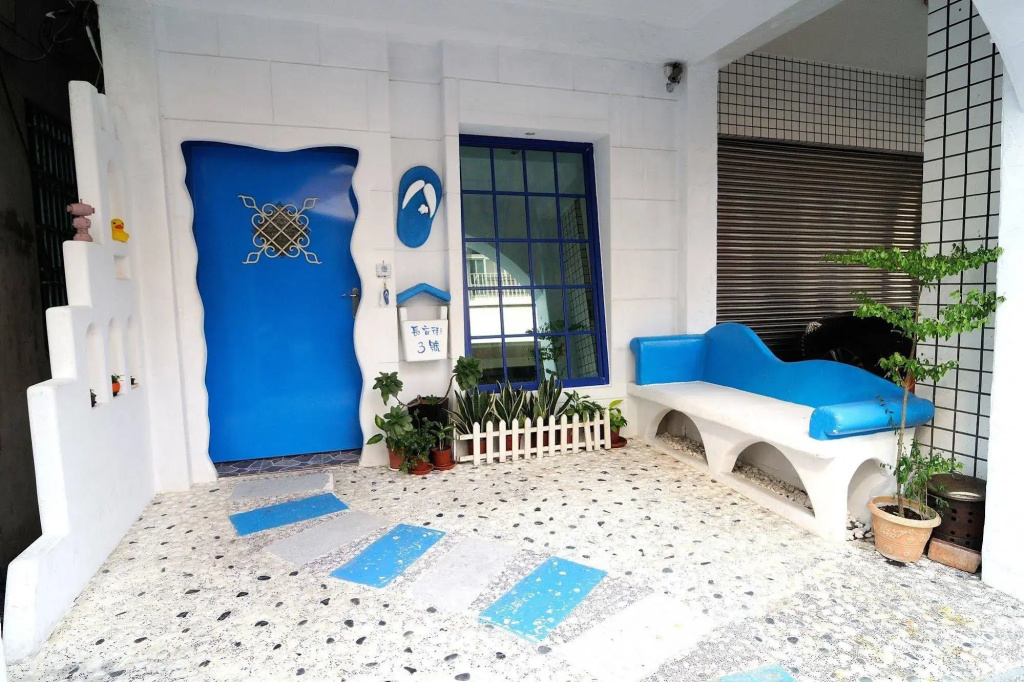 Blue&White Leisure House Kaohsiung
