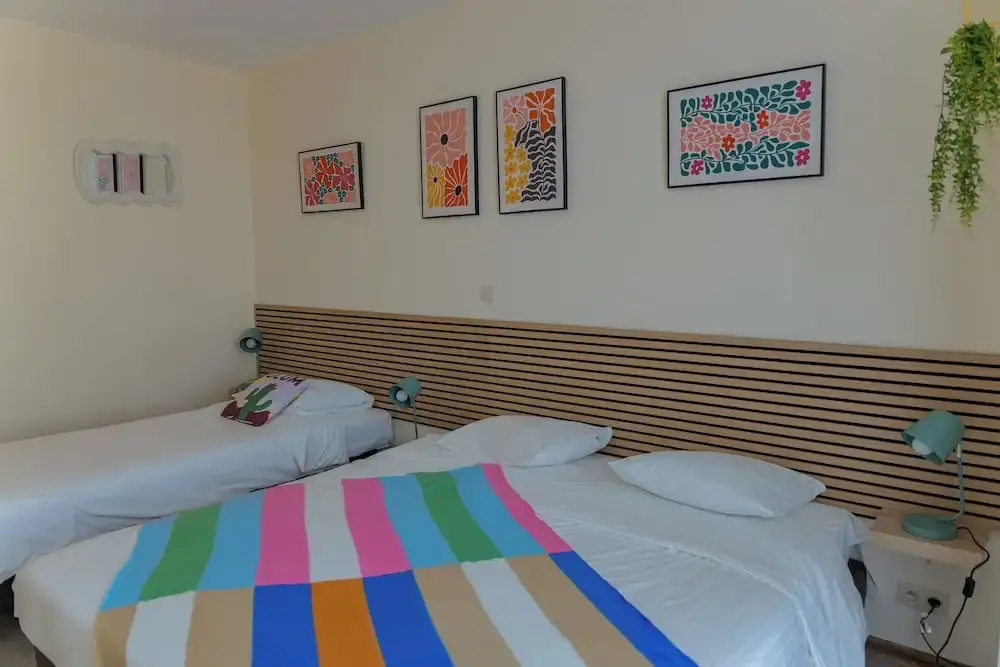 Comfort room