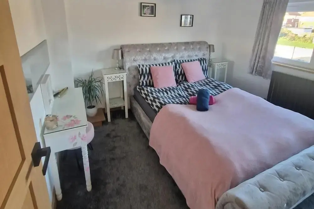 Seaside Escape in Deal, Cozy 2 Bedroom